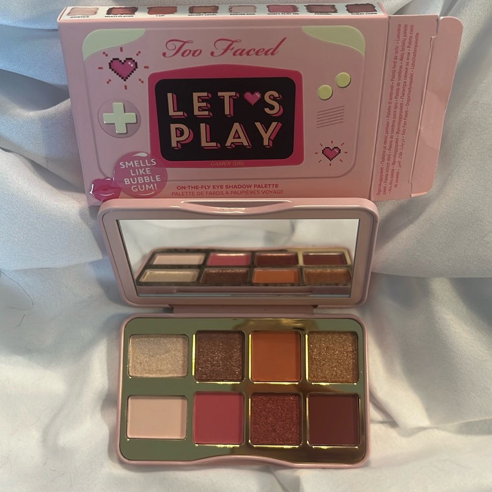 ✨Host Pick✨Too Faced Eyeshadow Palette